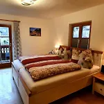 Gaestehaus Waldrast *