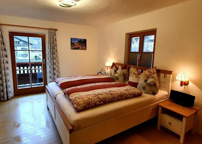 Gaestehaus Waldrast *
