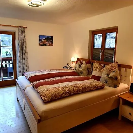 Gaestehaus Waldrast *