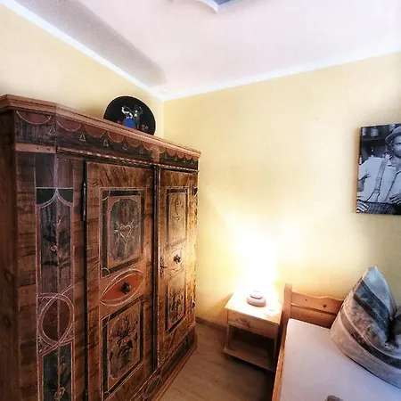 Gaestehaus Waldrast Apartment